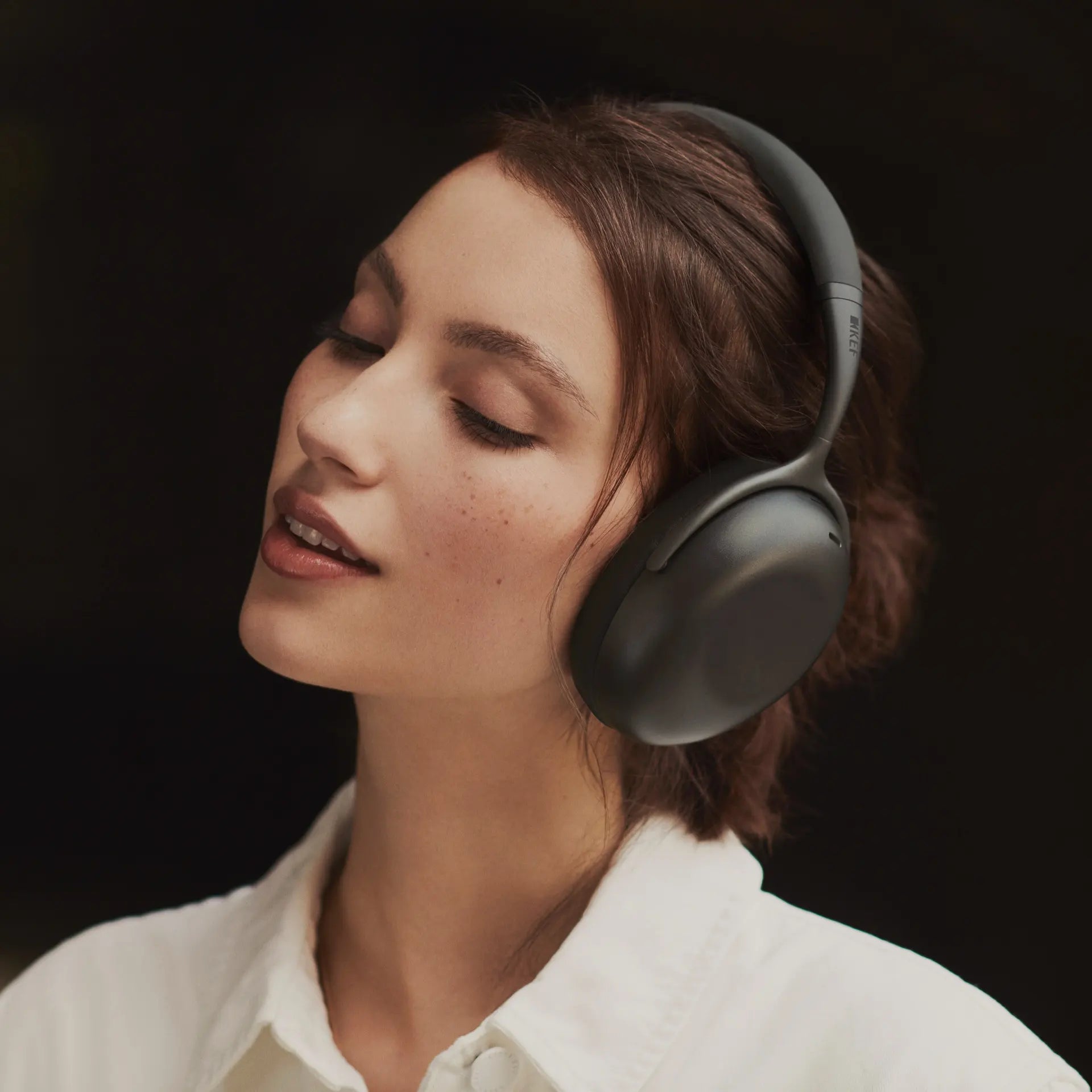 KEF Mu7 Kablosuz Kulak Üstü Kulaklık