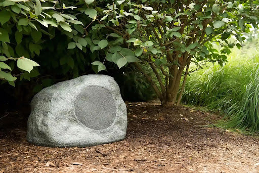 Müzik Duvarlara Sığmaz: Dış Mekan Hoparlör Rehberi