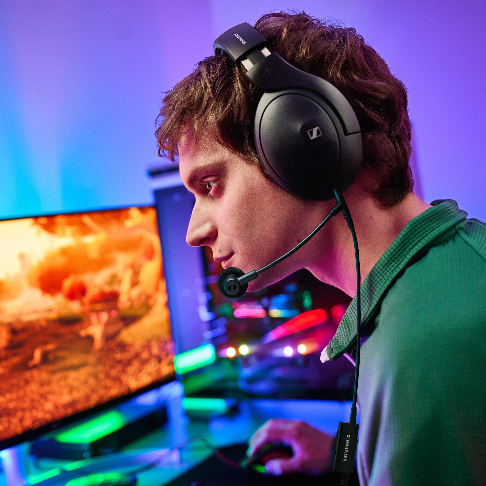 Sennheiser HD 620S Kulak Üstü Mikrofonlu Hi-Fi Oyuncu Kulaklığı