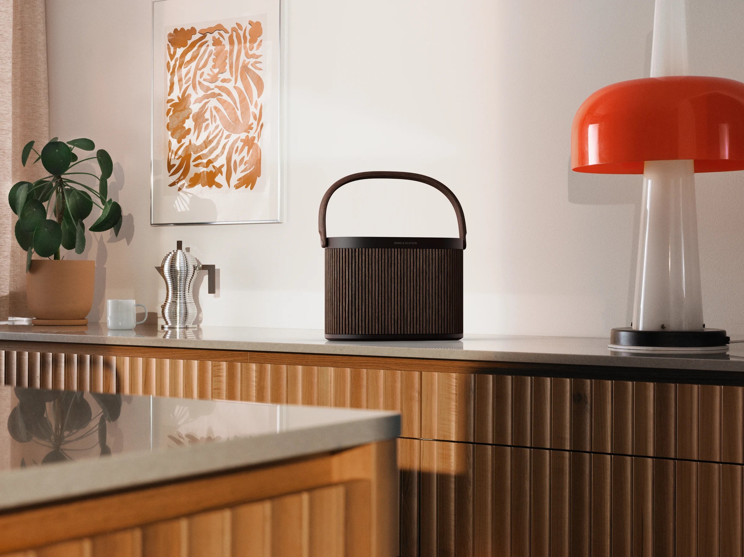 Bang & Olufsen Beosound A5 Taşınabilir Kablosuz Hoparlör