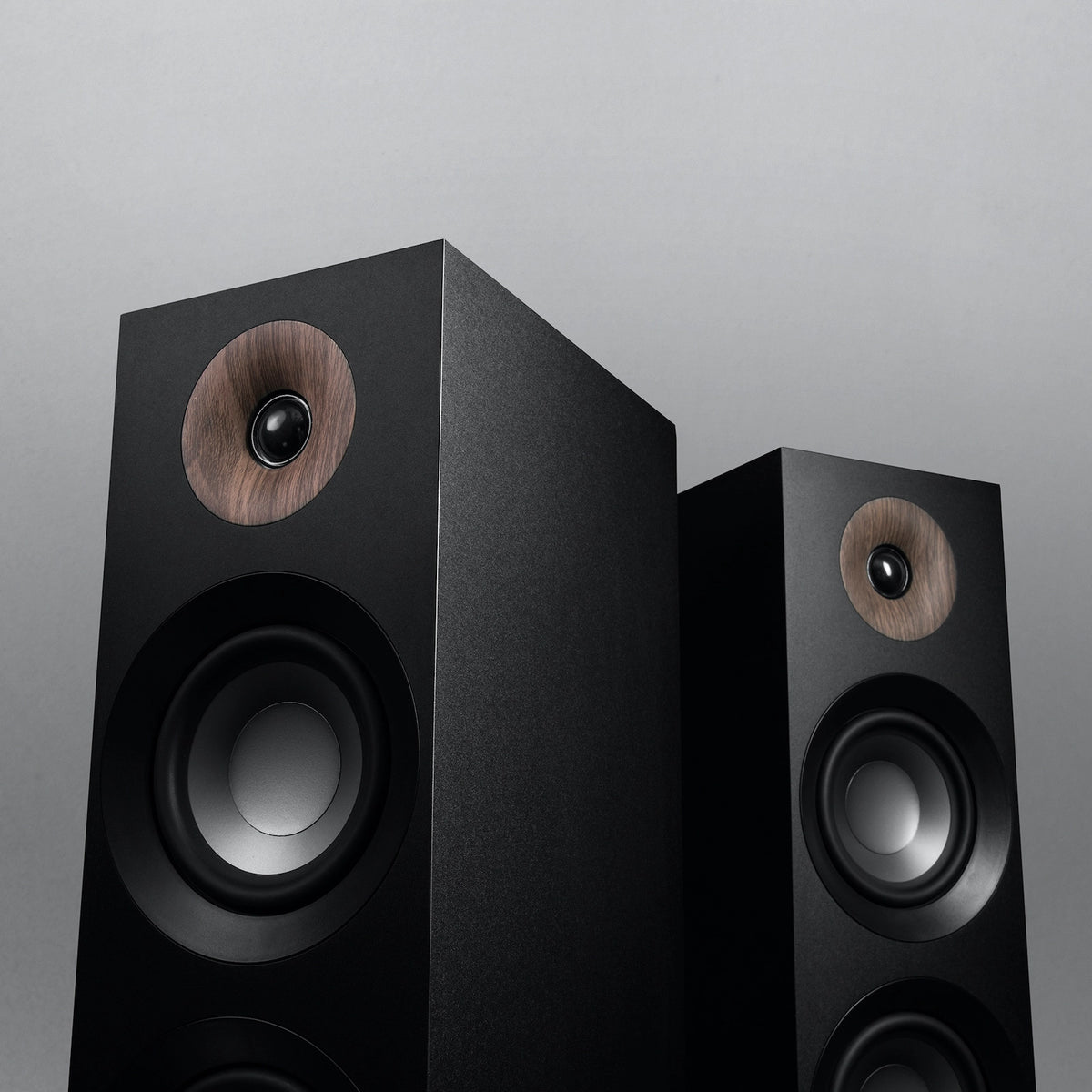 Jamo S 807 Floorstanding Speaker Black - (Pair)